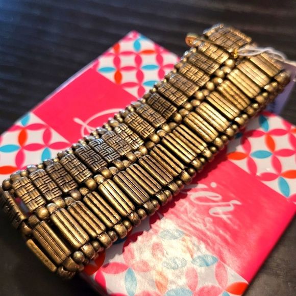Beautiful Premier Designs Brass Stretchy bracelet. Can be worn multiple ways for - Picture 3 of 7